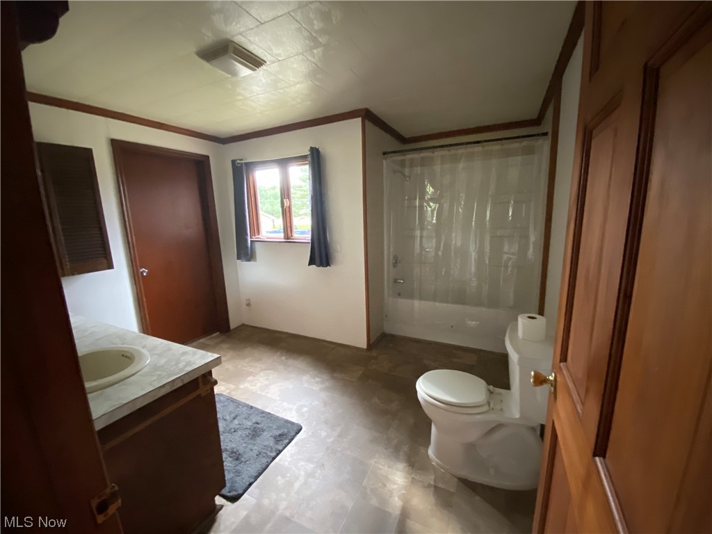 6703 Riverside Road Southeast Uhrichsville, OH 44683 - Photo 15 of 22 Gallery Image 15