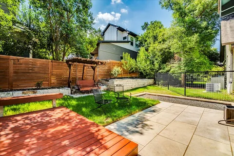 $730,000 | 3505 Villa Court, Unit 11, Austin, TX 78704