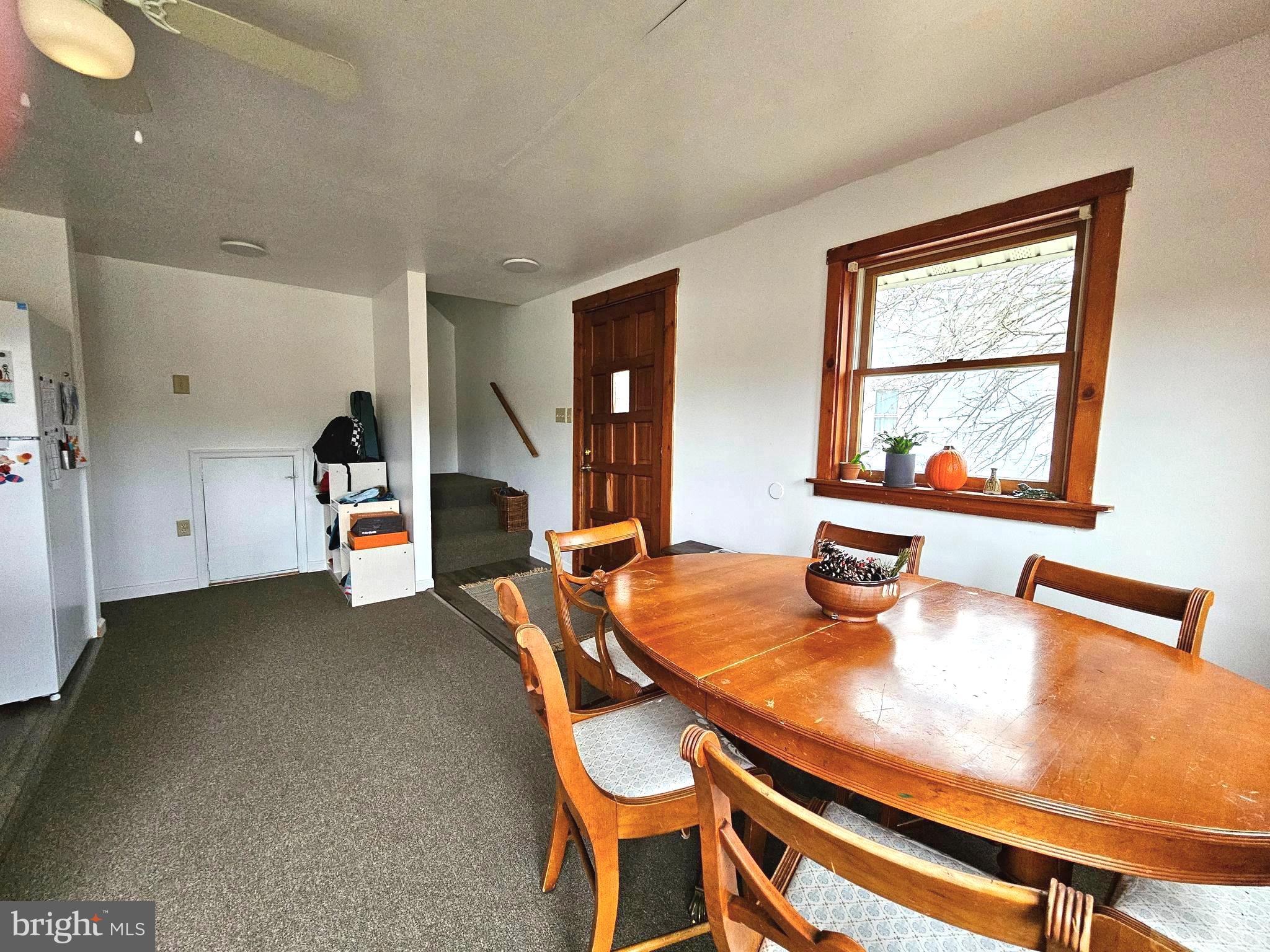 312 Wilkes Street, Unit 2 Berkeley Springs, WV 25411 - Photo 37 of 37 dining area