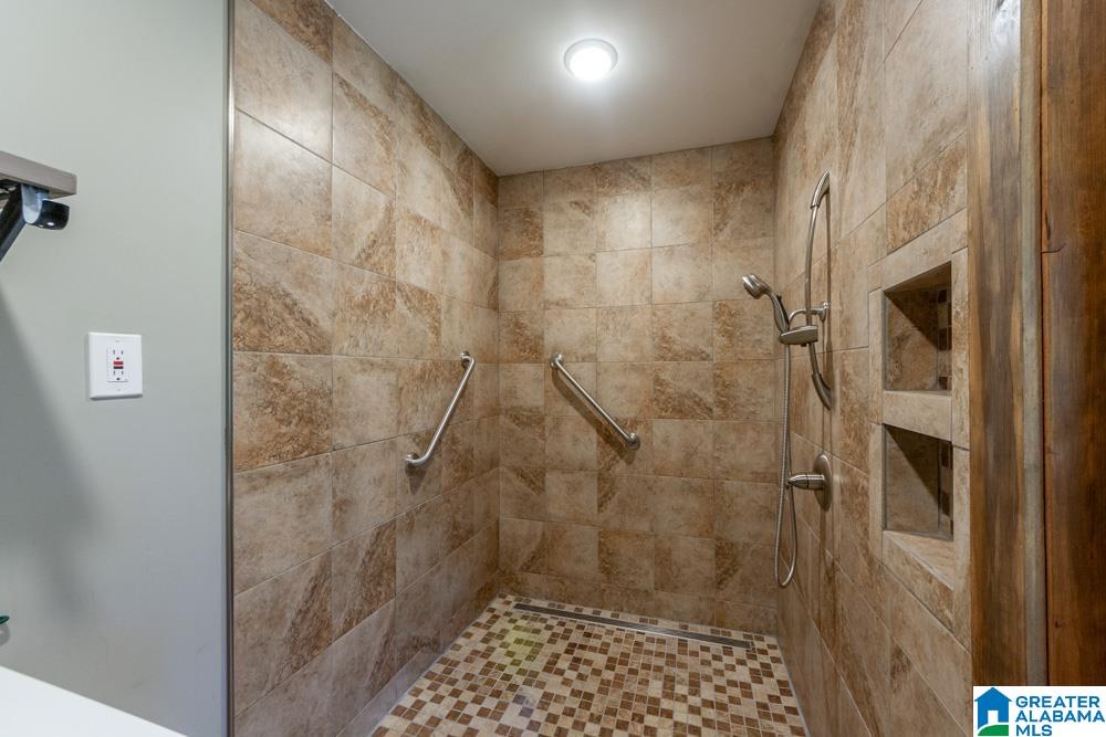 2724 Acton Road Birmingham, AL 35243 - Photo 27 of 41