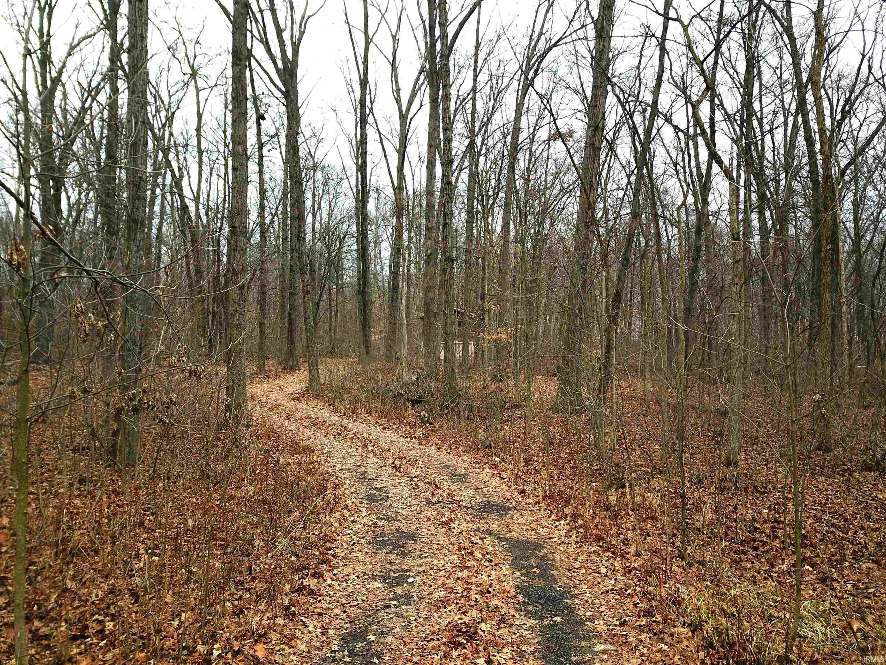 6807 Adams Center Road Fort Wayne, IN 46816 - Photo 1 of 12
