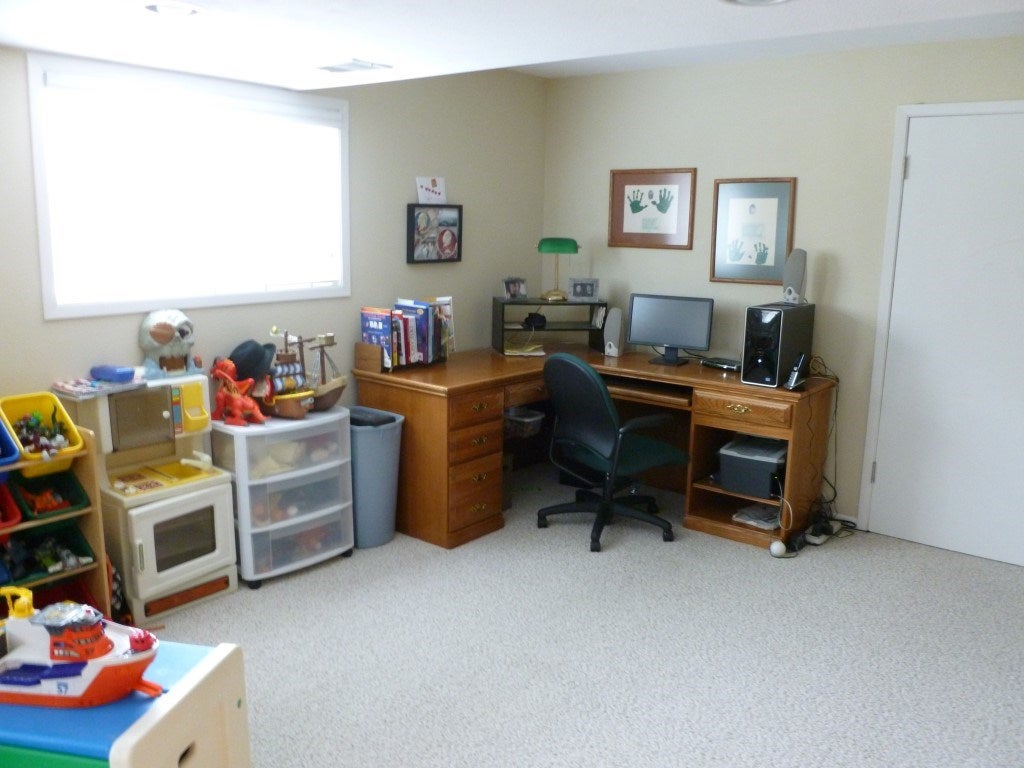 2407 Princeton Road Iowa City, IA 52245 - Photo 15 of 24 Gallery Image 15