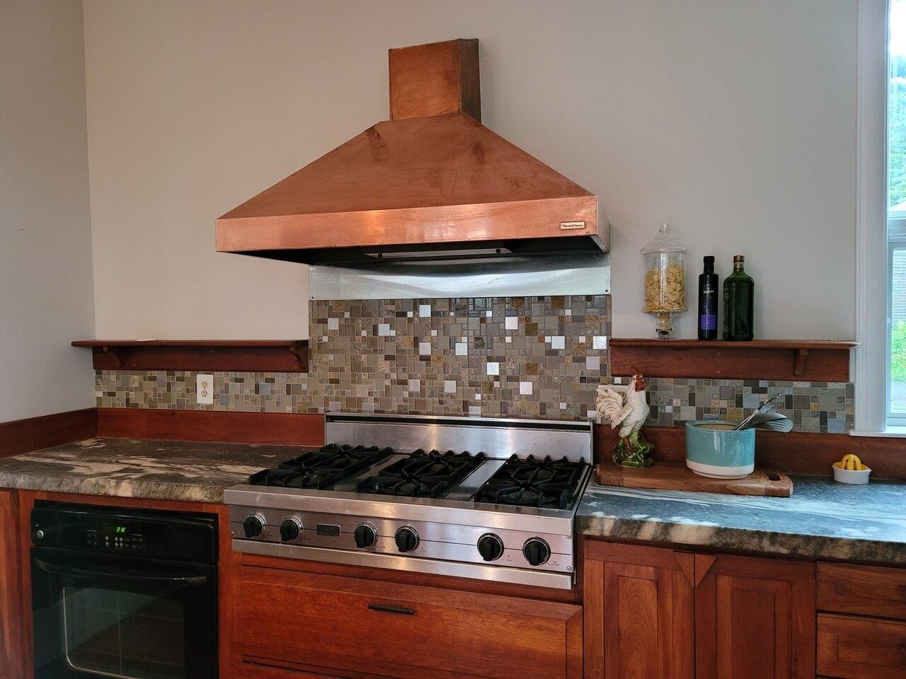 542 Geary Road North Lincoln, VT 05443 - Photo 10 of 40 Gallery Image 10
