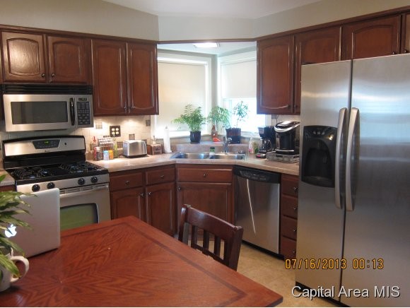 3048 East Trinity Avenue Springfield, IL 62702 - Photo 6 of 19