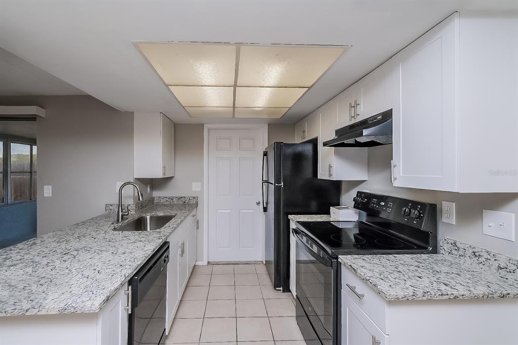 6905 Amarillo Street Port Richey, FL 34668 - Photo 5 of 19 Kitchen