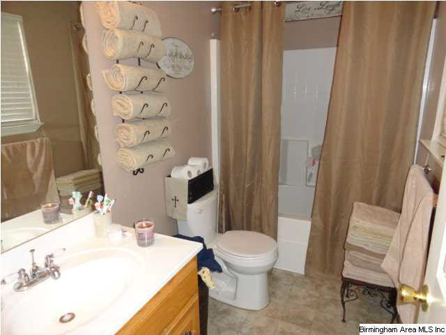21 Miranda Road Warrior, AL 35180 - Photo 10 of 19