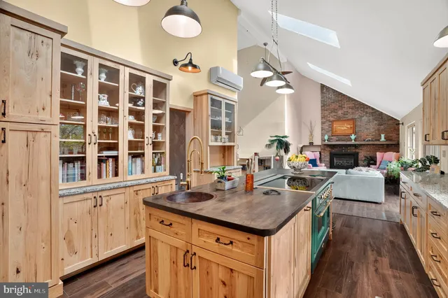 $1,500,000 | 7033 Mink Hollow Road, Highland, MD 20777