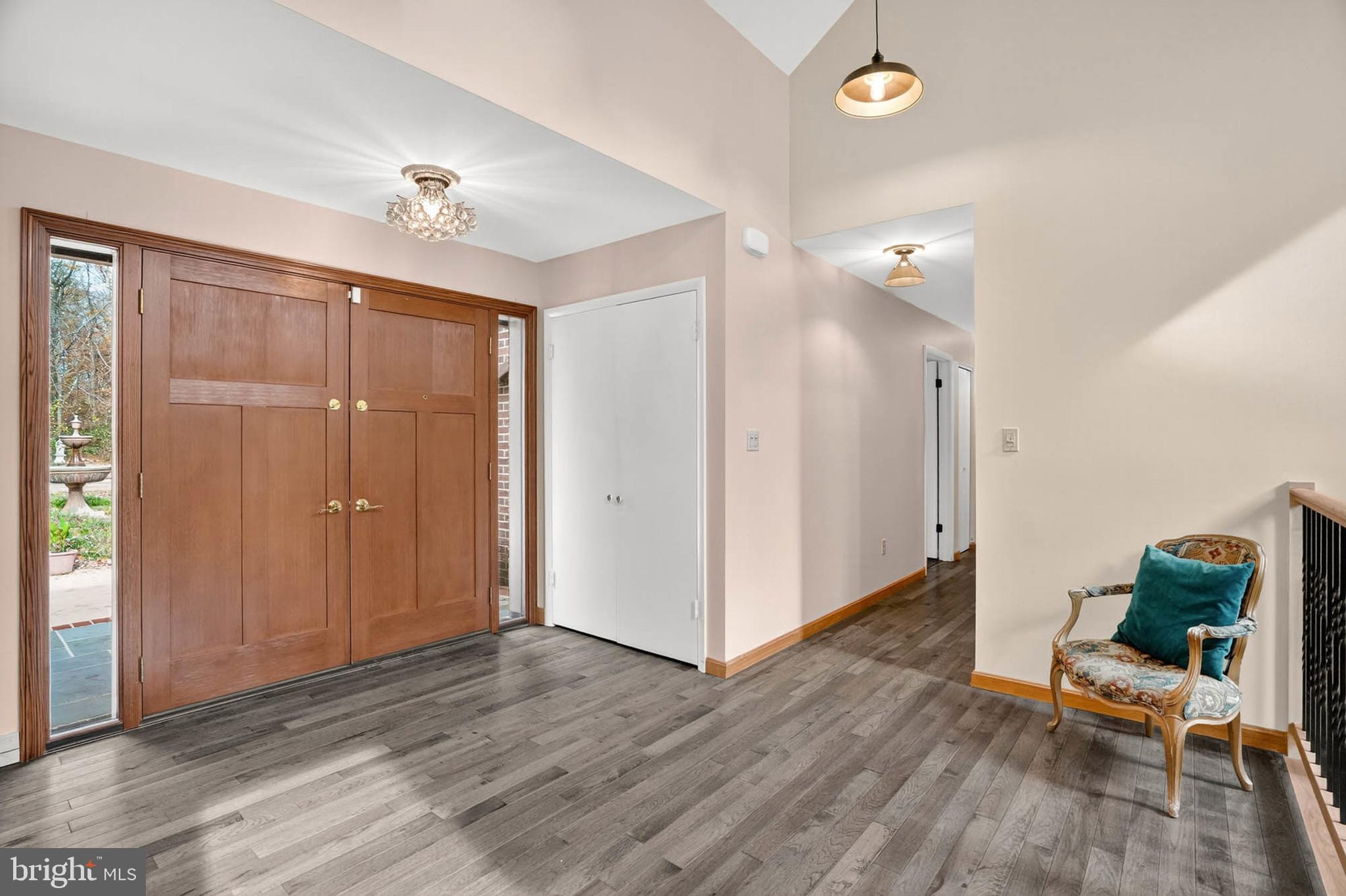 7033 Mink Hollow Road Highland, MD 20777 - Photo 7 of 83 Foyer