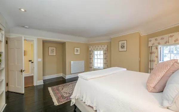 $1,600,000 | 39 Elm Street, Unit B, Woodstock, VT 05091