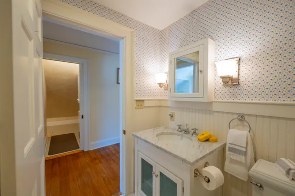 $1,600,000 | 39 Elm Street, Unit B, Woodstock, VT 05091