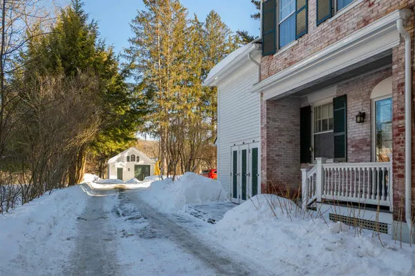 $1,600,000 | 39 Elm Street, Unit B, Woodstock, VT 05091