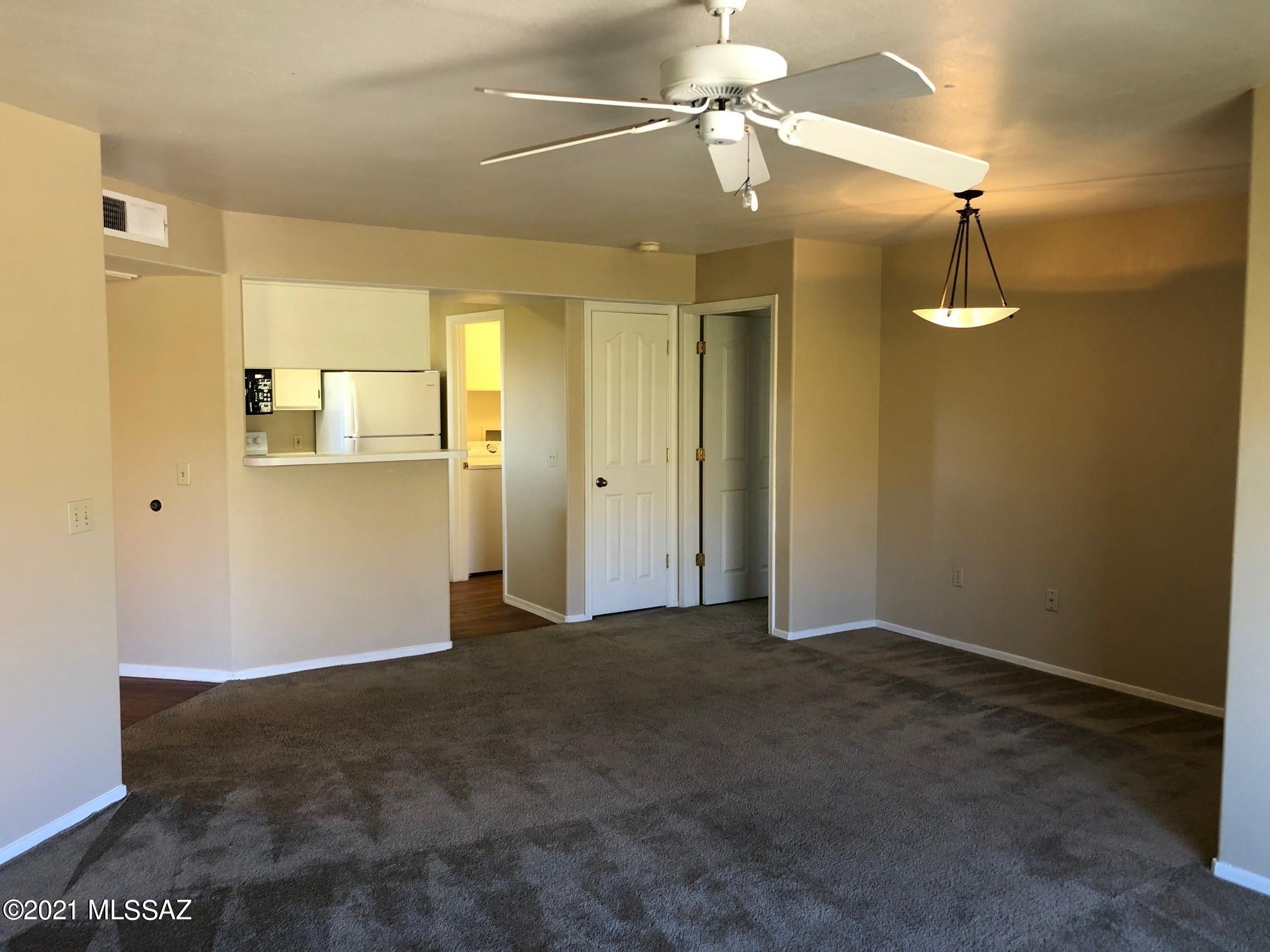 5751 North Kolb Road, Unit 32202 Tucson, AZ 85750 - Photo 3 of 32