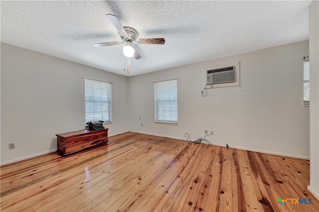 610 Rainbow Ridge Canyon Lake, TX 78133 - Photo 12 of 20