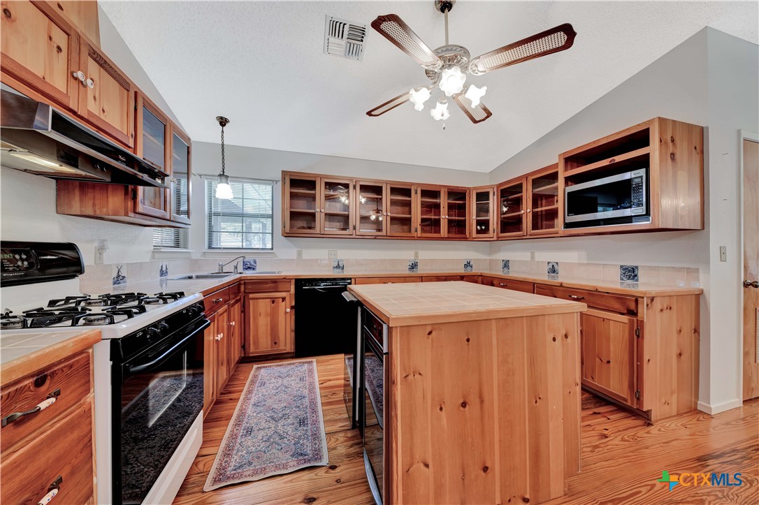 610 Rainbow Ridge Canyon Lake, TX 78133 - Photo 6 of 20