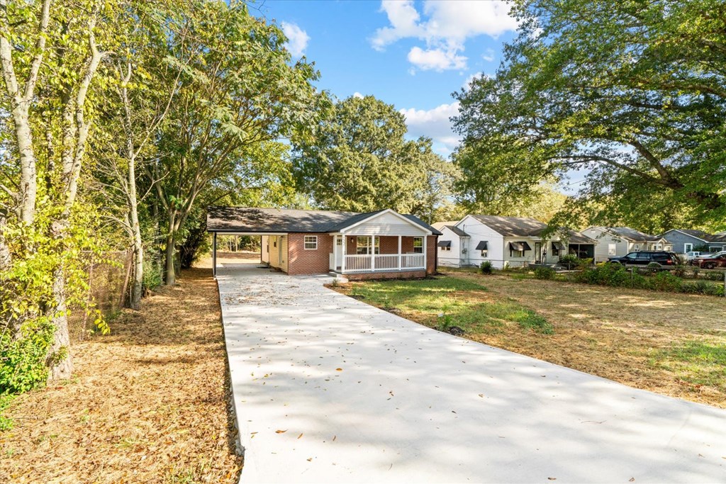 222 Foster Road Dalton, GA 30720 - Photo 6 of 47 Gallery Image 6
