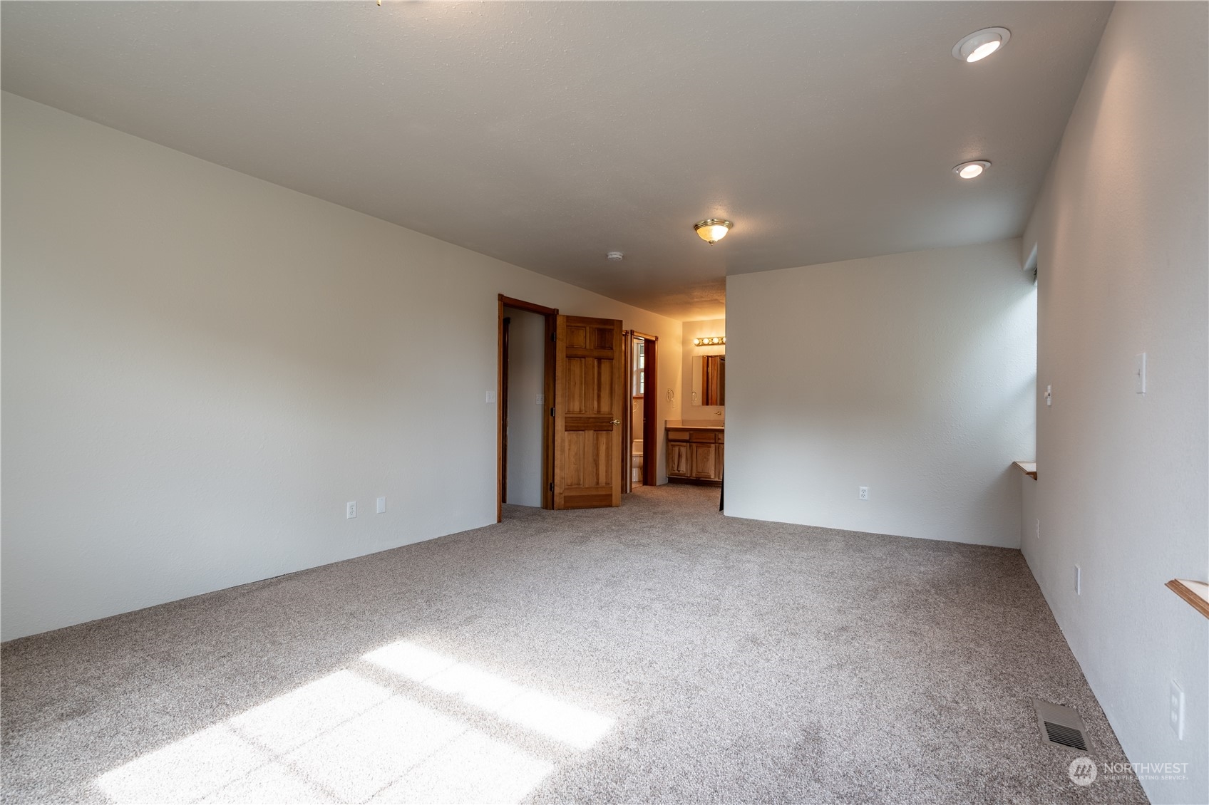 732 Satsop Road West Montesano, WA 98563 - Photo 14 of 39