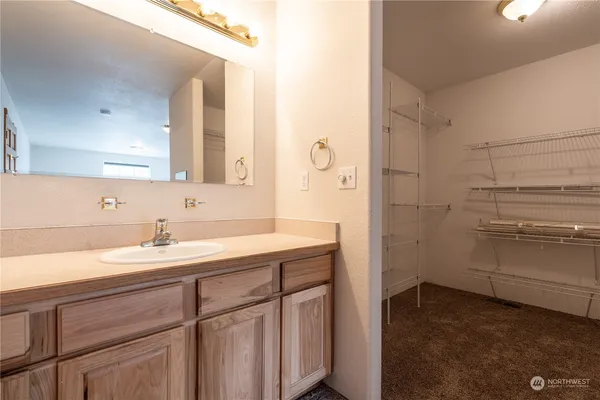 $1,500,000 | 732 Satsop Road West, Montesano, WA 98563