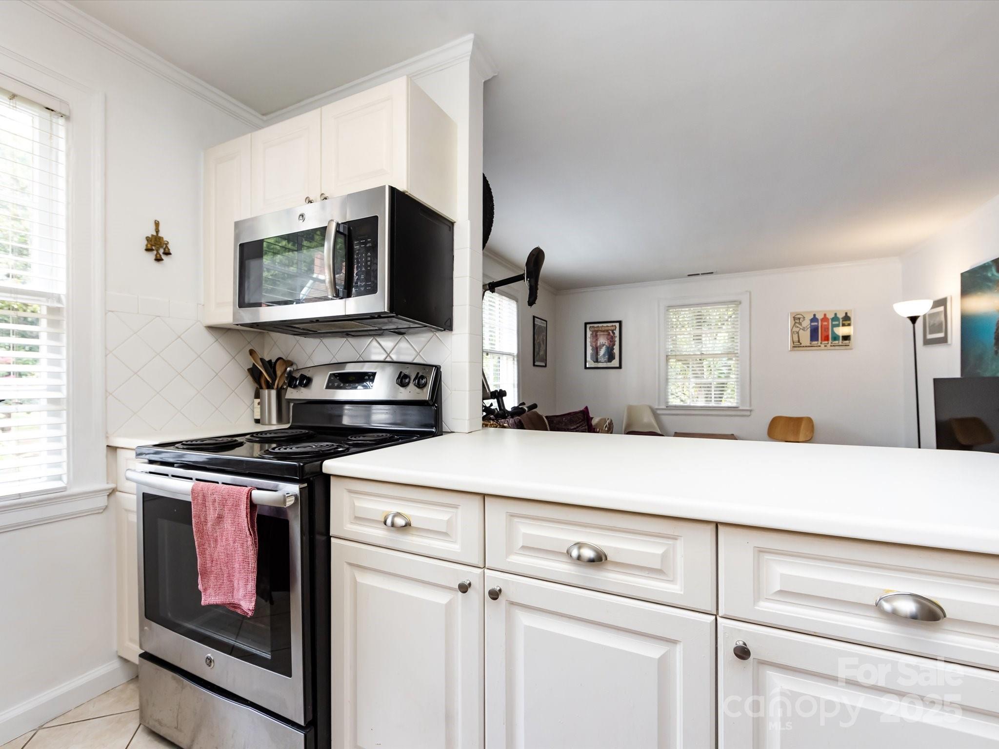 110 Colville Road, Unit 12B Charlotte, NC 28207 - Photo 14 of 26 Gallery Image 14