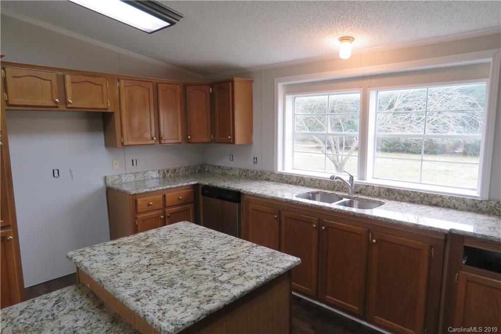 220 State Rd S-46-167, Unit 21 York, SC 29745 - Photo 4 of 36 Gallery Image 4