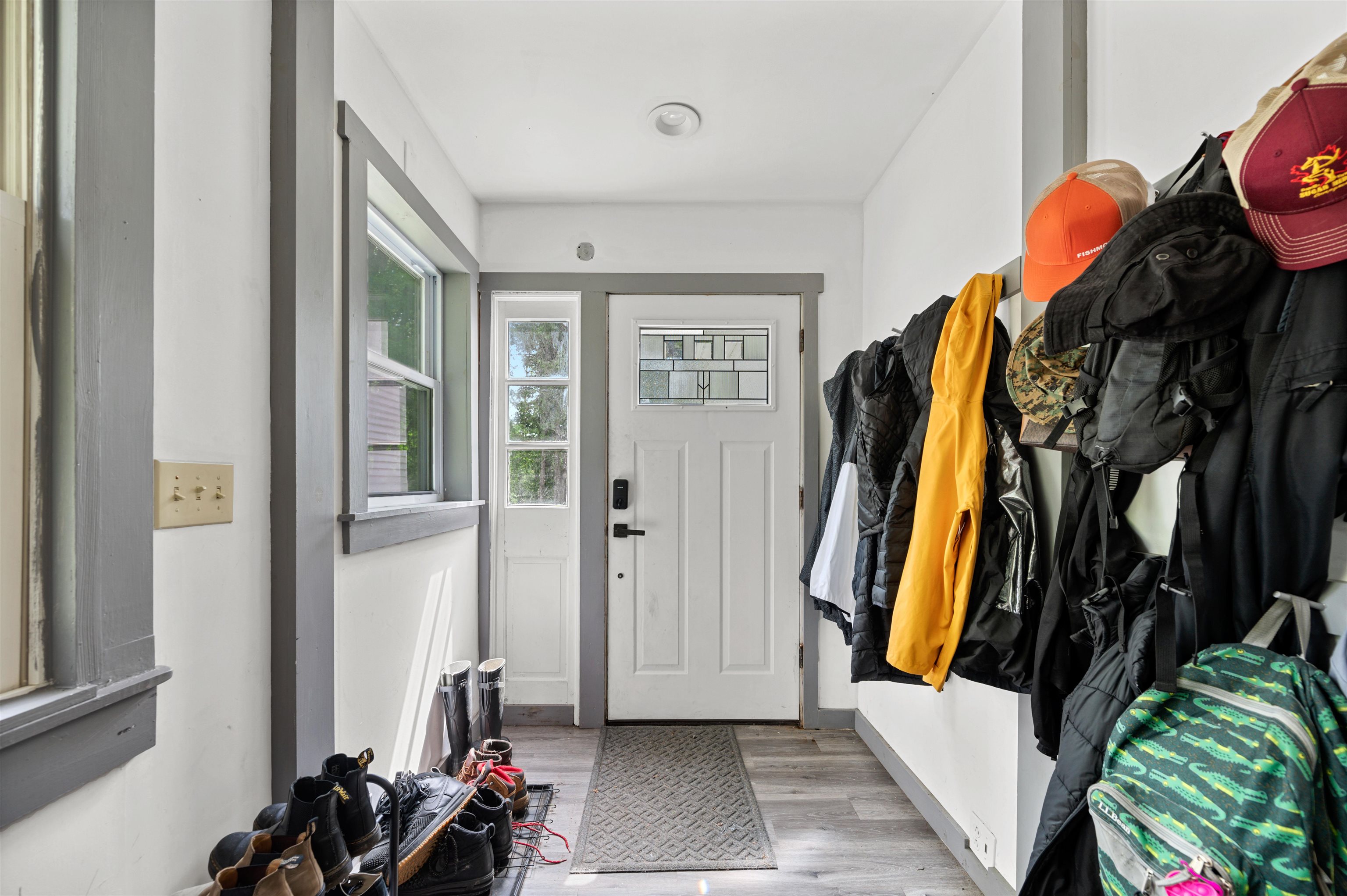 91 Robert Lane Plainfield, VT 05667 - Photo 4 of 38