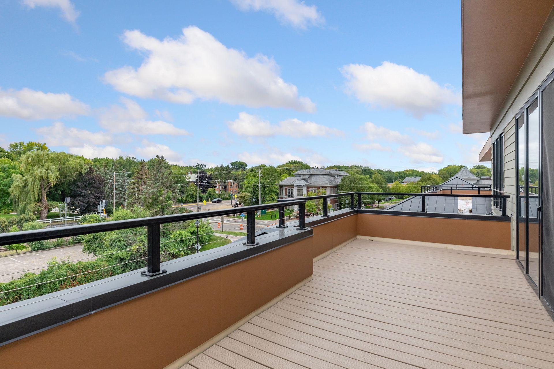 222 Ferndale Road South, Unit 302 Wayzata, MN 55391 - Photo 17 of 24