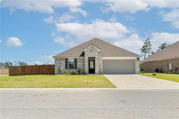 $2,200 | 40392 Cypress Reserve Boulevard, Ponchatoula, LA 70454