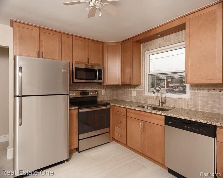 115 13 Mile Road Royal Oak, MI 48073 - Photo 7 of 12