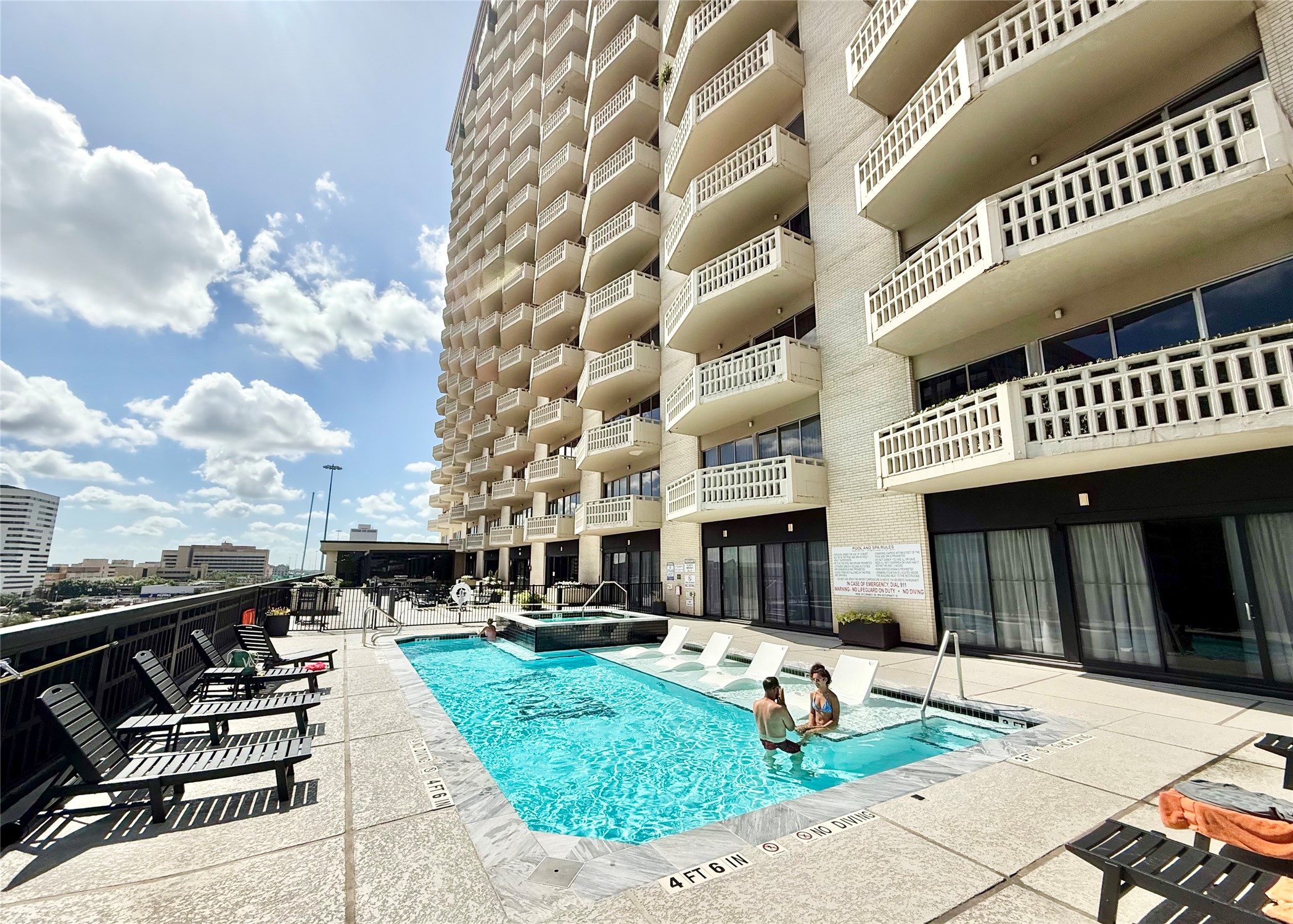 2016 Main Street, Unit 1022 Houston, TX 77002 - Photo 34 of 48 a view of a building with backyard