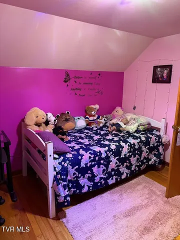 $219,500 | 244 Rosenbaum Hollow Lane, Chilhowie, VA 24319