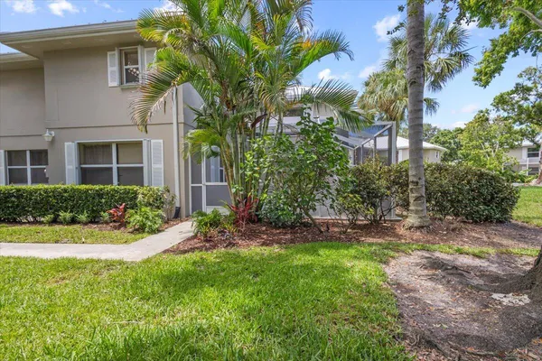 $275,000 | 2846 Southwest Lakemont Place, Palm City, FL 34990