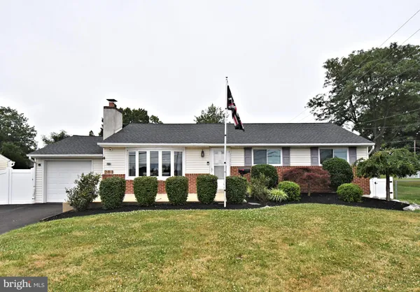 $469,900 | 261 Valley Road, Warminster, PA 18974