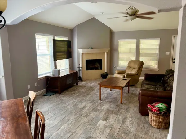 $279,000 | 223 Maple Lane, Conroe, TX 77304