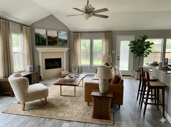 $279,000 | 223 Maple Lane, Conroe, TX 77304