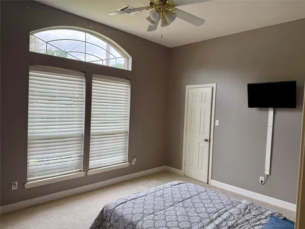 $279,000 | 223 Maple Lane, Conroe, TX 77304