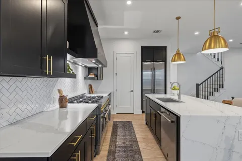 $1,189,369 | 4527 Clawson Road, Austin, TX 78745