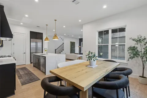 $1,189,369 | 4527 Clawson Road, Austin, TX 78745