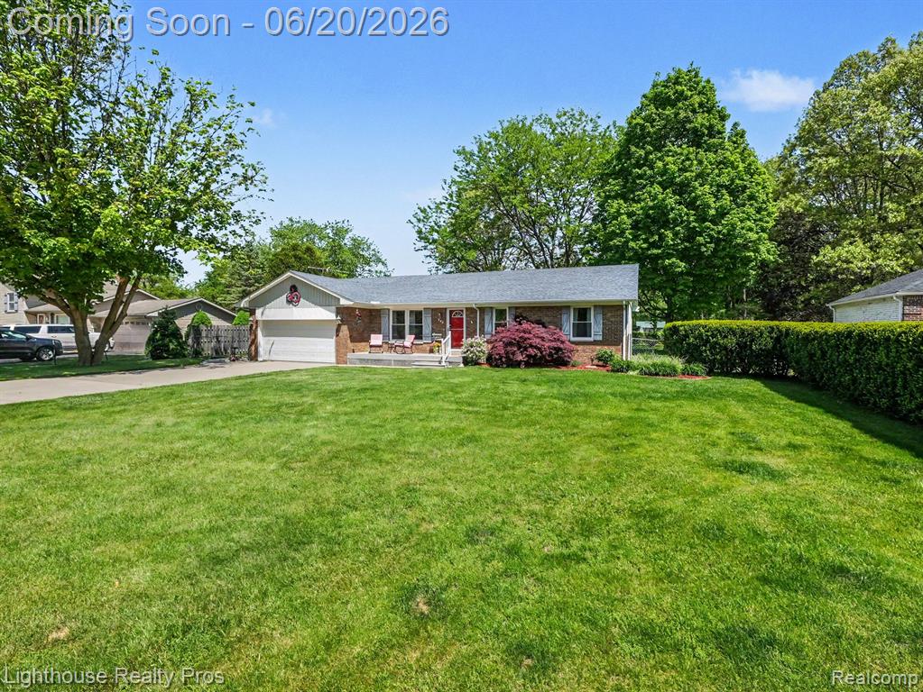 600 Six Mile Road Whitmore Lake, MI 48189 - Photo 4 of 26