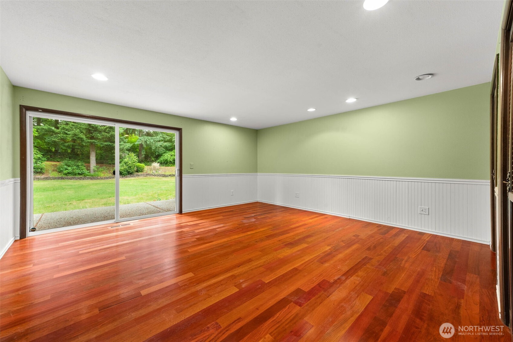 7925 Mullen Road Southeast Olympia, WA 98503 - Photo 15 of 40