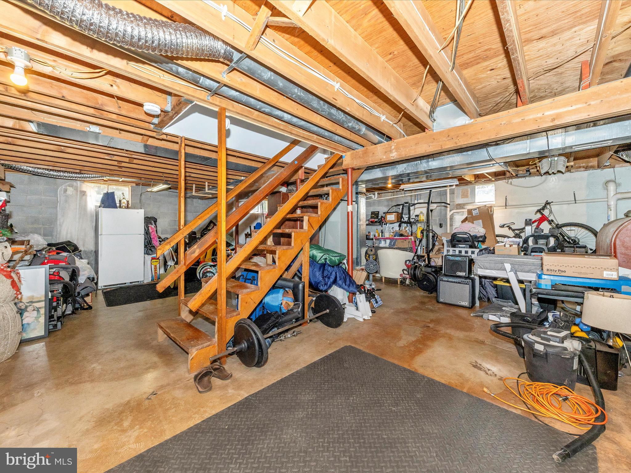 8829 Orndorff Road Thurmont, MD 21788 - Photo 34 of 46 a view of a room with gym equipment