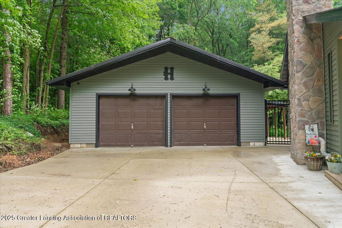 11100 Bird Road Dowling, MI 49050 - Photo 10 of 55 10-Media Jett - 42