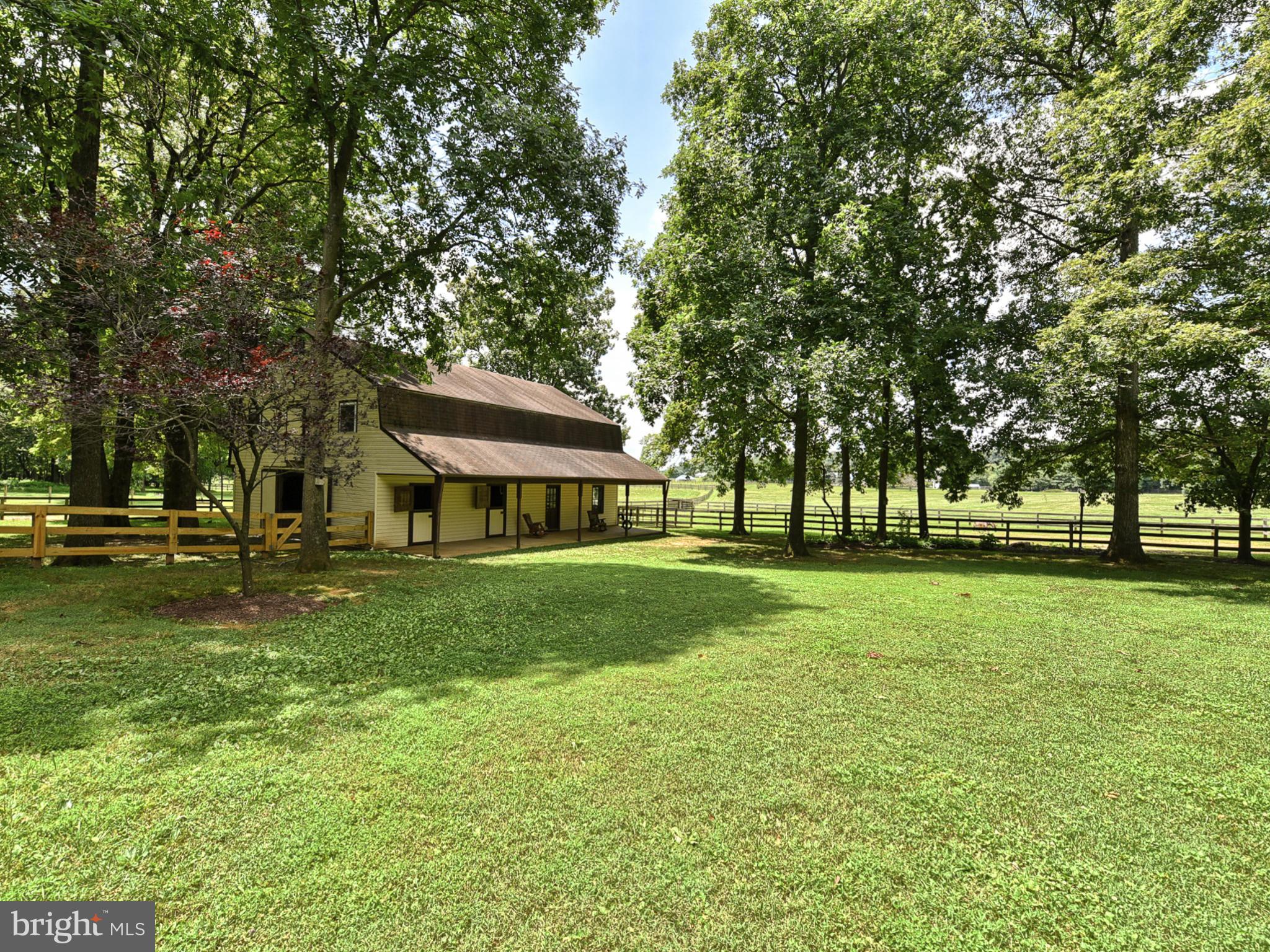 4300 Damascus Road Laytonsville, MD 20882 - Photo 1 of 61 Barn