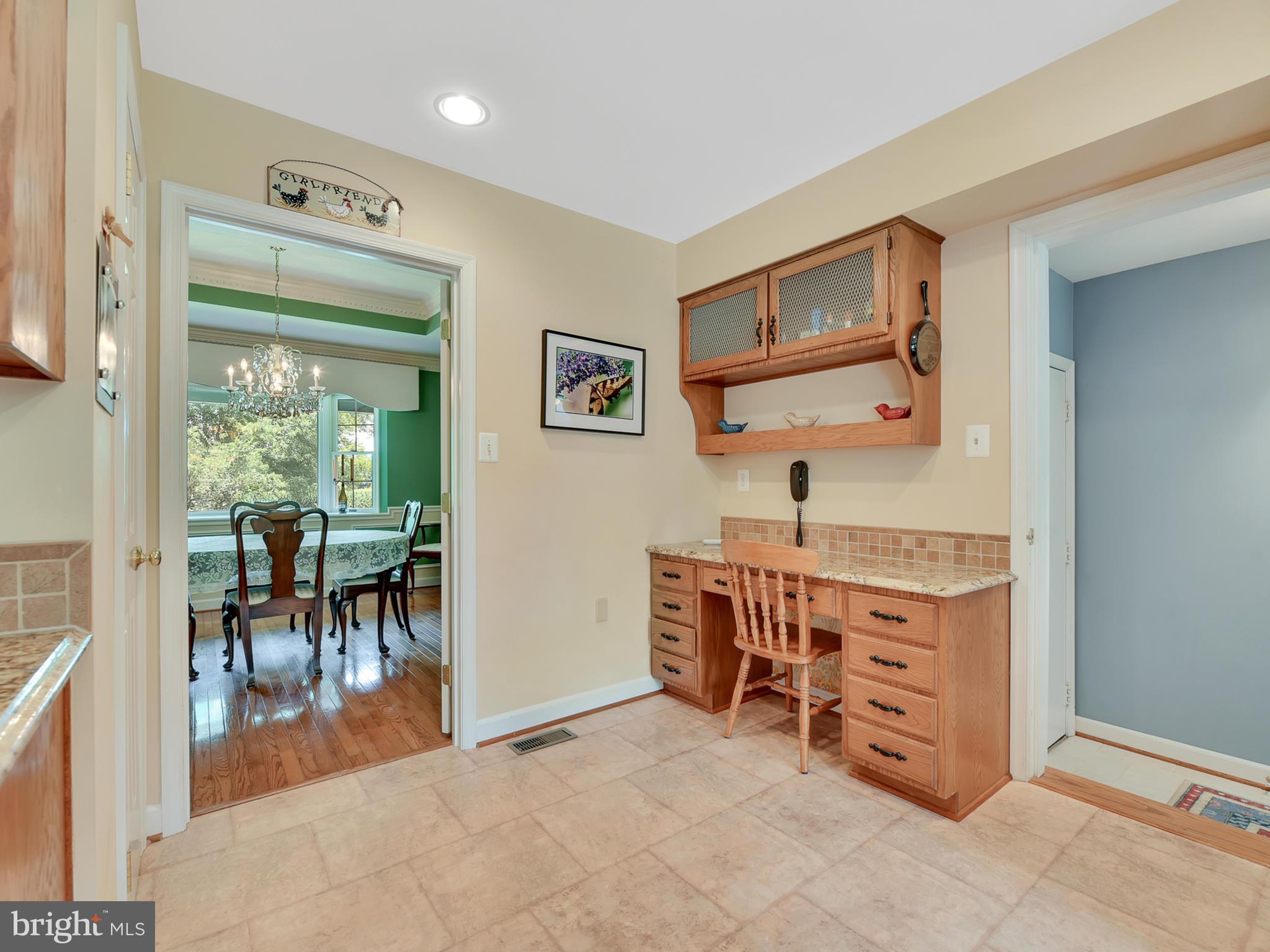 4300 Damascus Road Laytonsville, MD 20882 - Photo 12 of 61 Kitchen desk area
