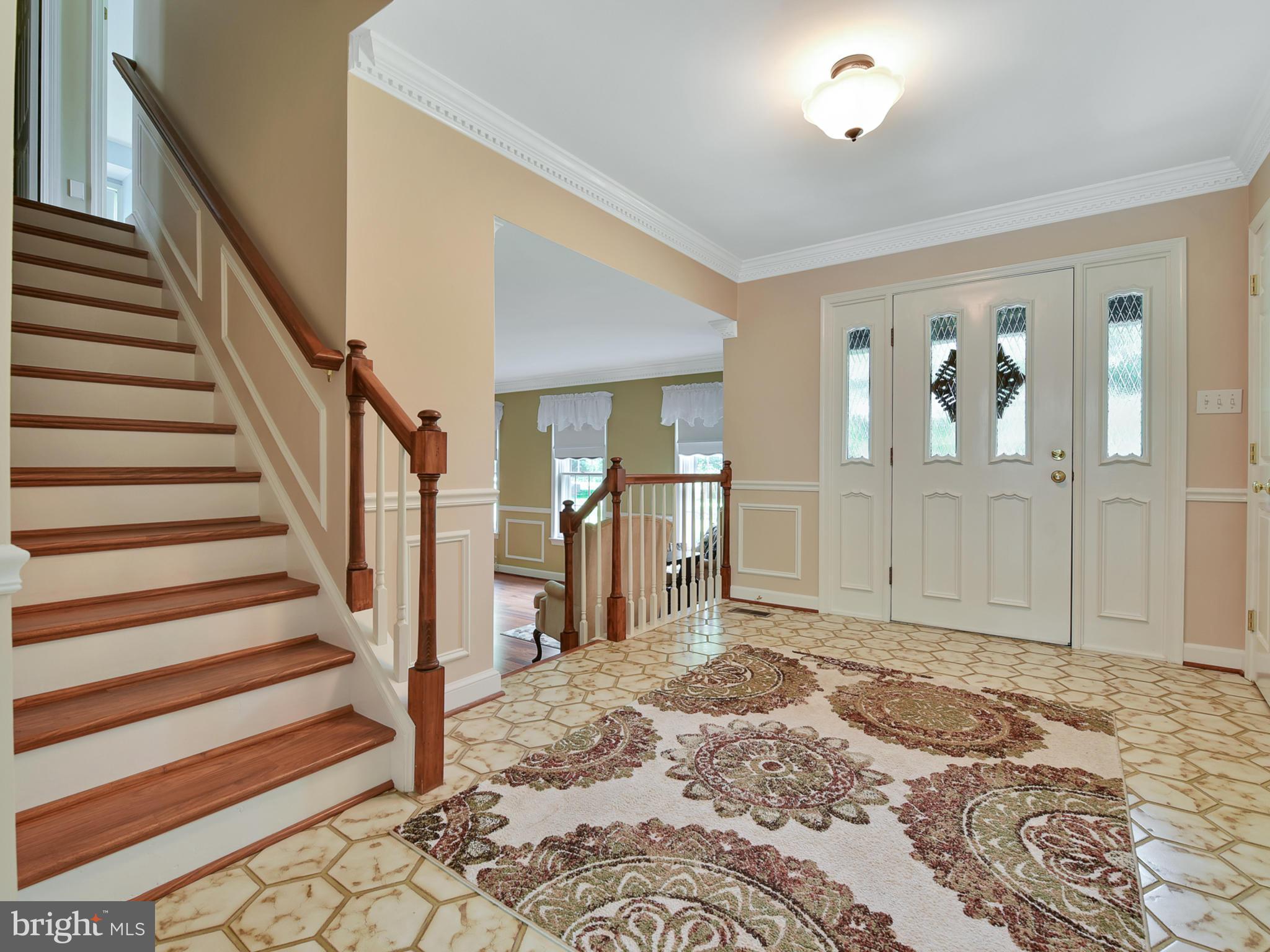 4300 Damascus Road Laytonsville, MD 20882 - Photo 3 of 61 Entry foyer