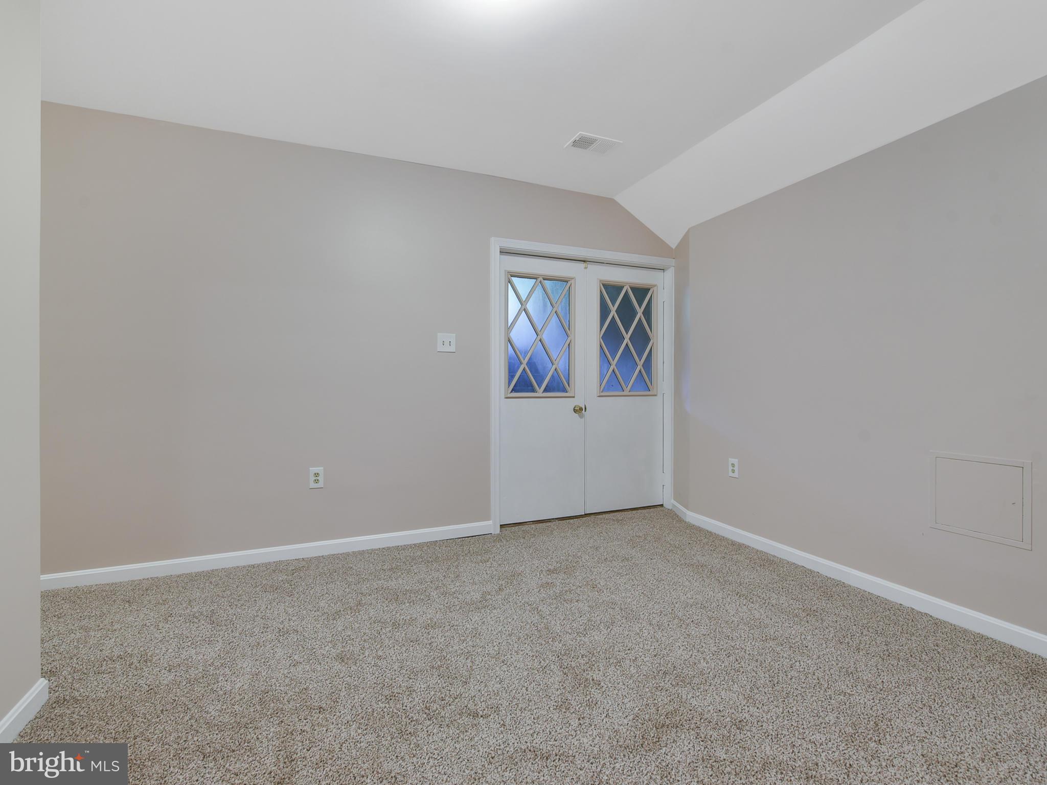 4300 Damascus Road Laytonsville, MD 20882 - Photo 30 of 61 Lower level, could be a bedroom