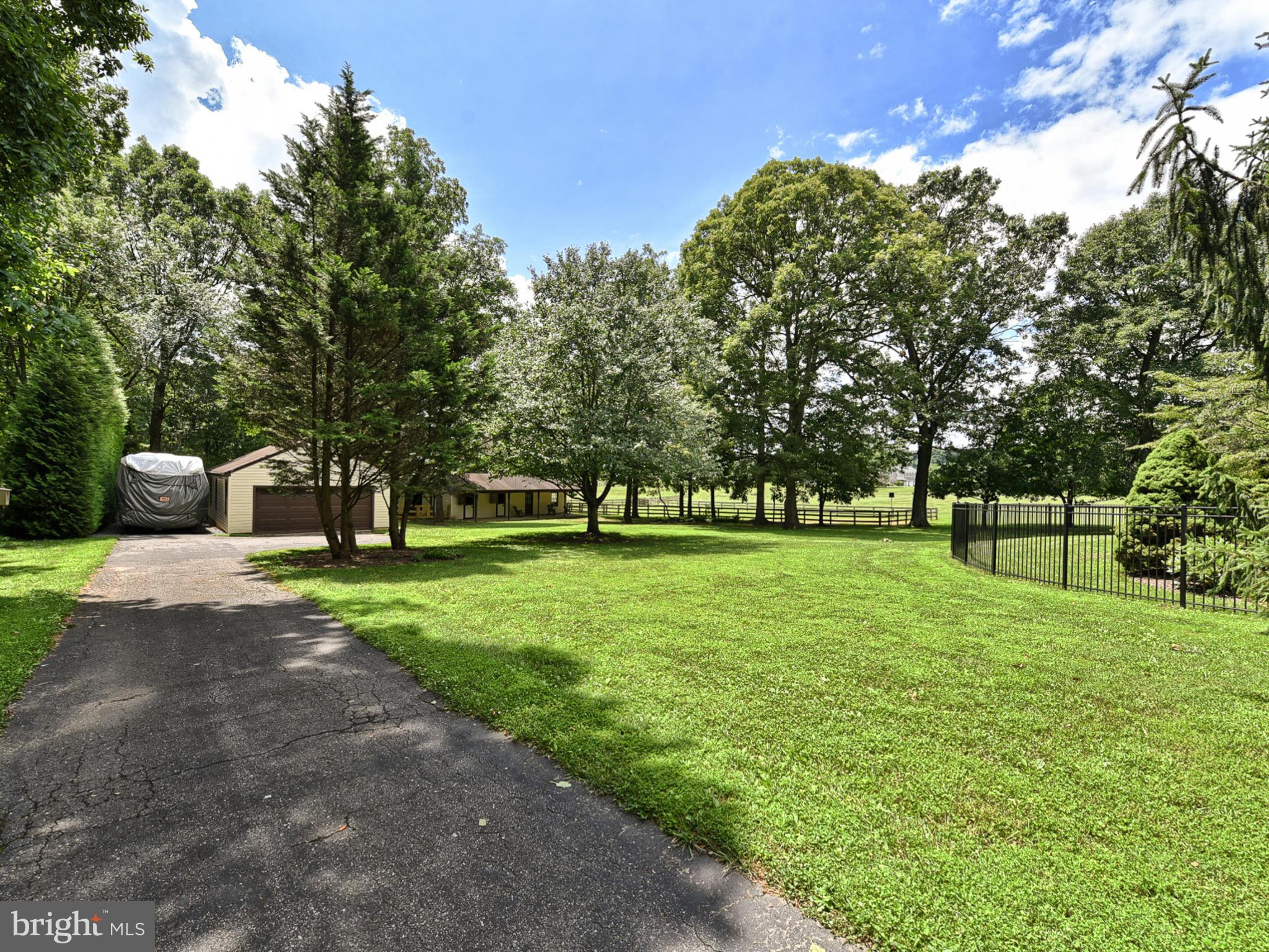 4300 Damascus Road Laytonsville, MD 20882 - Photo 45 of 61 Rear exterior