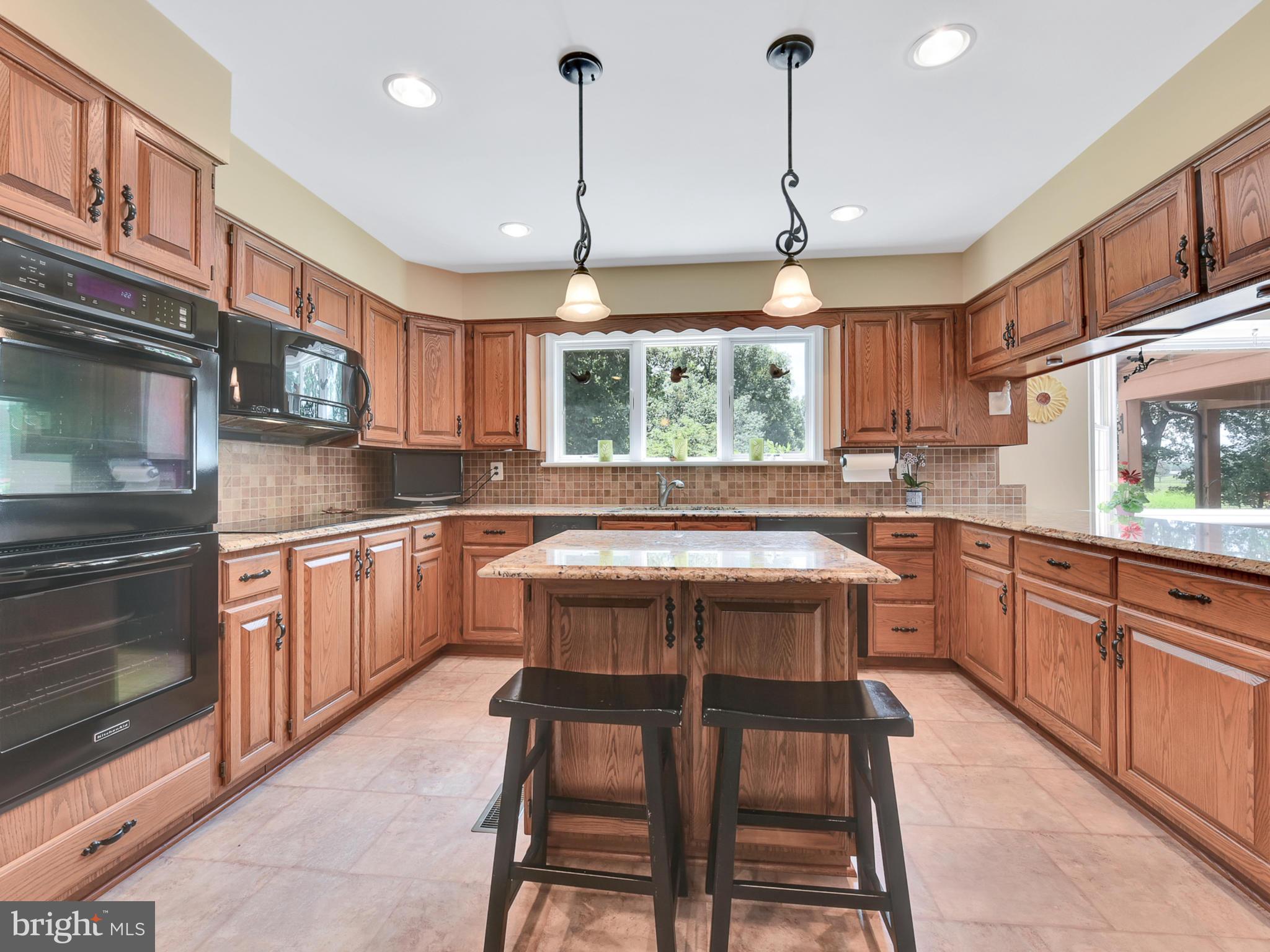 4300 Damascus Road Laytonsville, MD 20882 - Photo 9 of 61 Kitchen