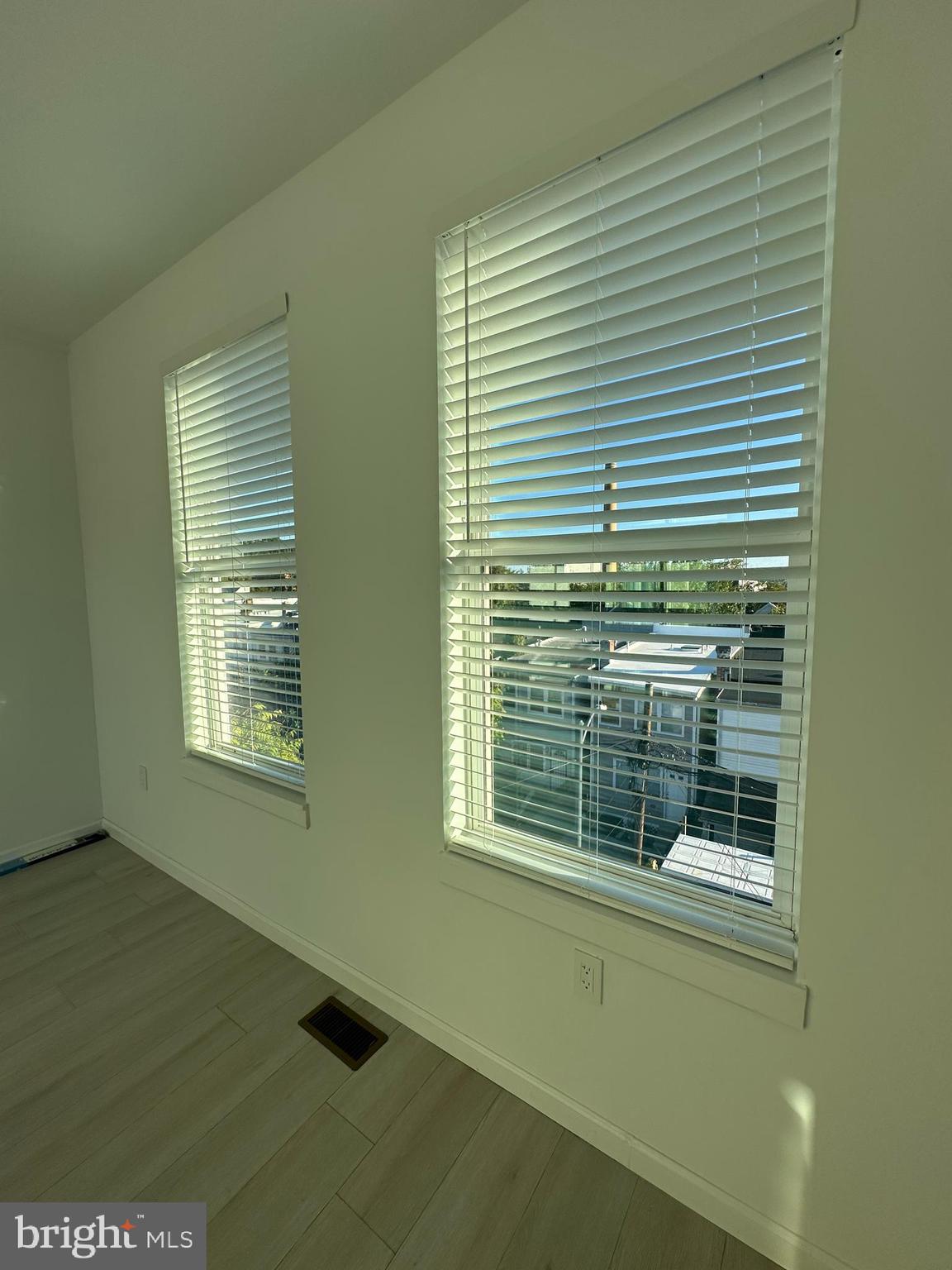 1925 H Street Northeast, Unit 3 Washington, DC 20002 - Photo 19 of 33 a view of an empty room with a window