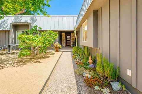 $1,450,000 | 25431 Classic Drive, Mission Viejo, CA 92691