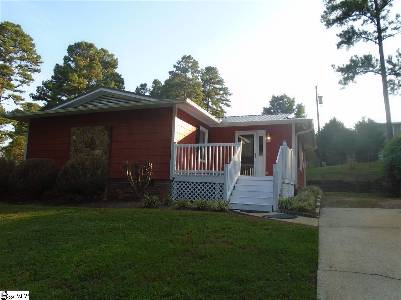 316 Jamestown Road Easley, SC 29640 - Photo 2 of 23