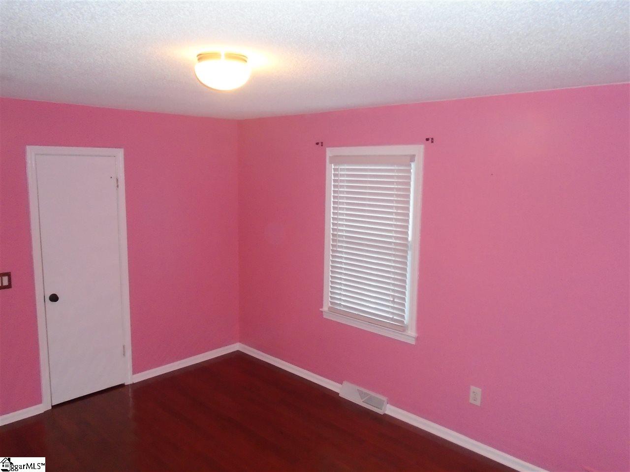 316 Jamestown Road Easley, SC 29640 - Photo 17 of 23